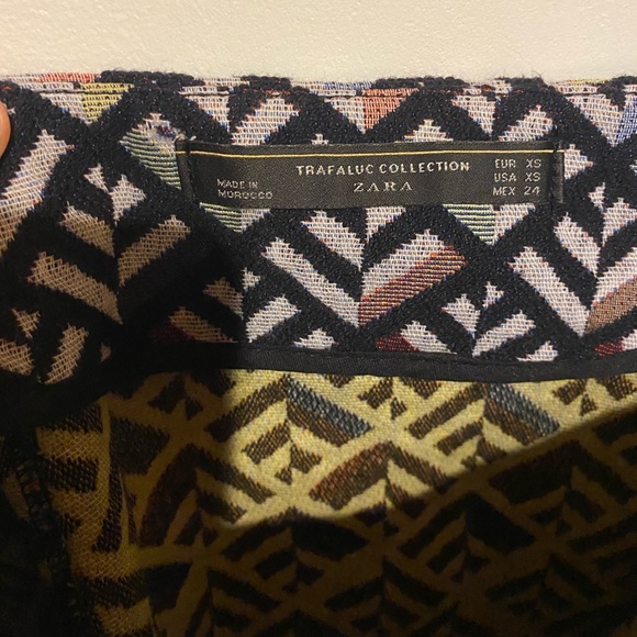 Zara skirt - Picture 3 of 3